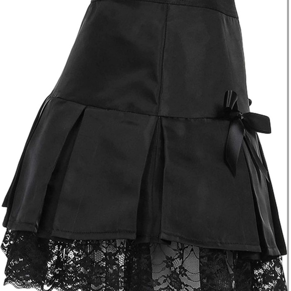Black Ruffled Mini Skirt - Picture 8 of 12
